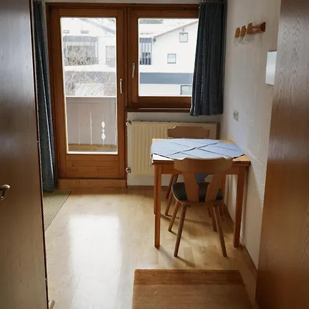 Zirben Nest Gasthuis