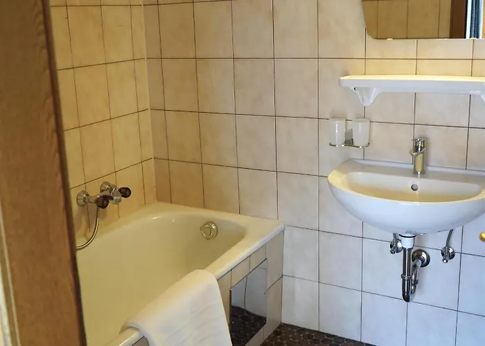 Zirben Nest Plangeross