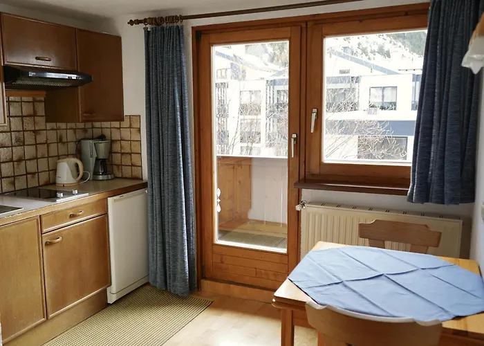 Zirben Nest * Plangeross