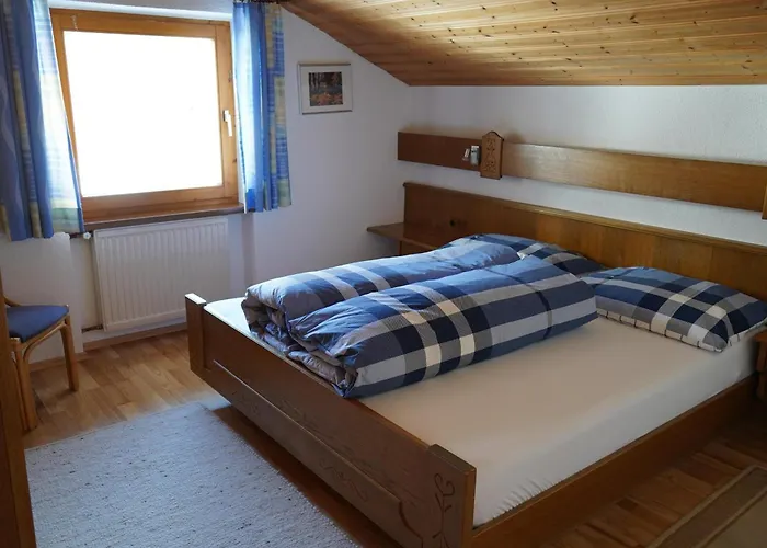 Zirben Nest Plangeross